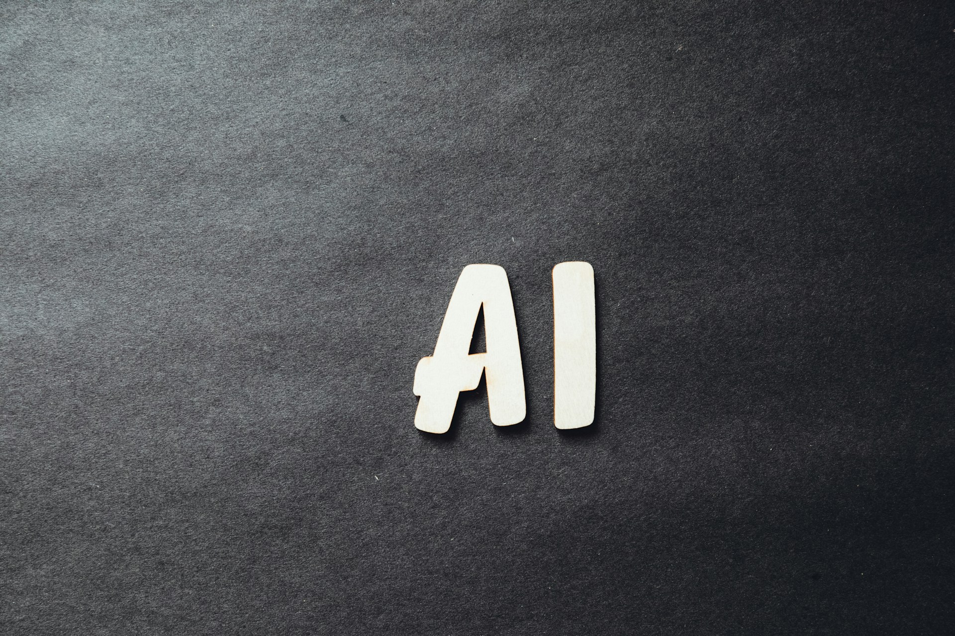 AIを活用するメリット・デメリットをAIマーケターが解説